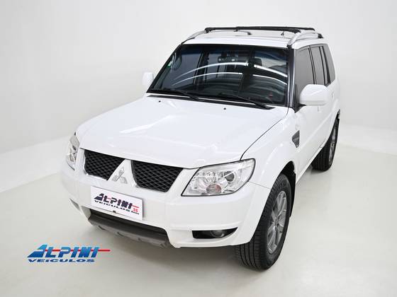 MITSUBISHI PAJERO TR4 2.0 4X2 16V 140CV FLEX 4P MANUAL